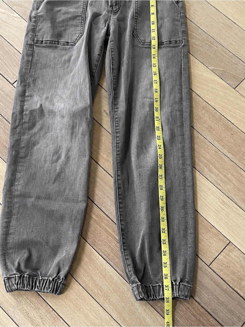 MOTHER Wrapper Patch Springy Ankle Gray Denim Jogger Jeans Size 25 - Picture 4 of 11